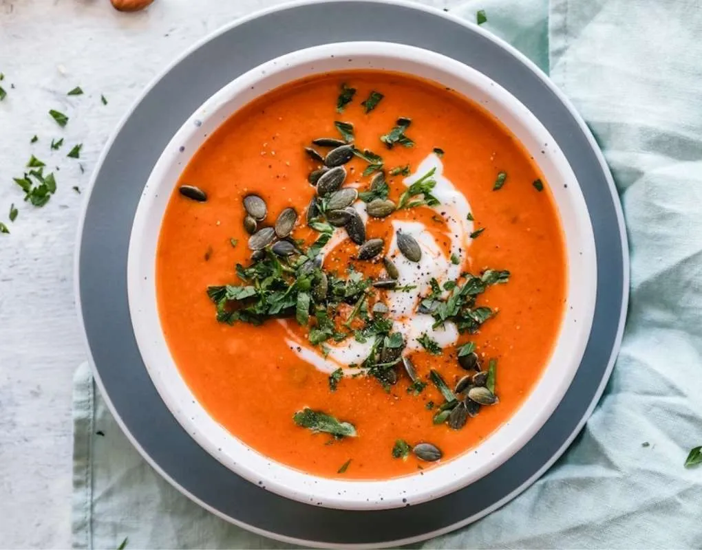 Crema Ligera De Calabacín Y Queso De Cabra (Thermomix)