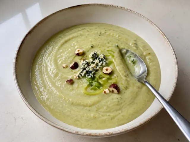 Crema De Puerro Y Pera Con Queso Azul En Thermomix