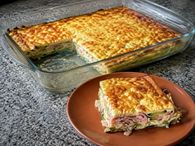 Pastel Salado De Calabacín, Jamón Y Queso