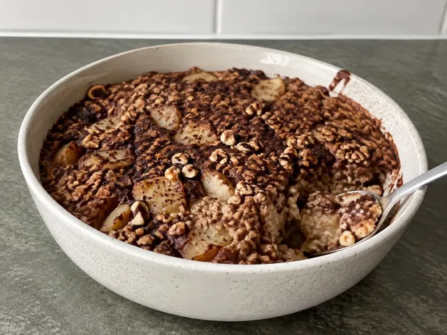 Avena Horneada Con Pera, Cacao Y Avellanas