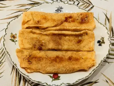 Frixuelos rellenos de crema caramelizados